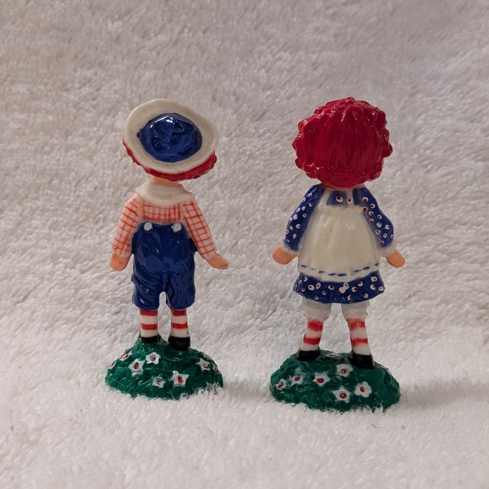 Vintage plastic Raggedy Ann & Andy 1974 cake toppers/party favors - Picture 2 of 4